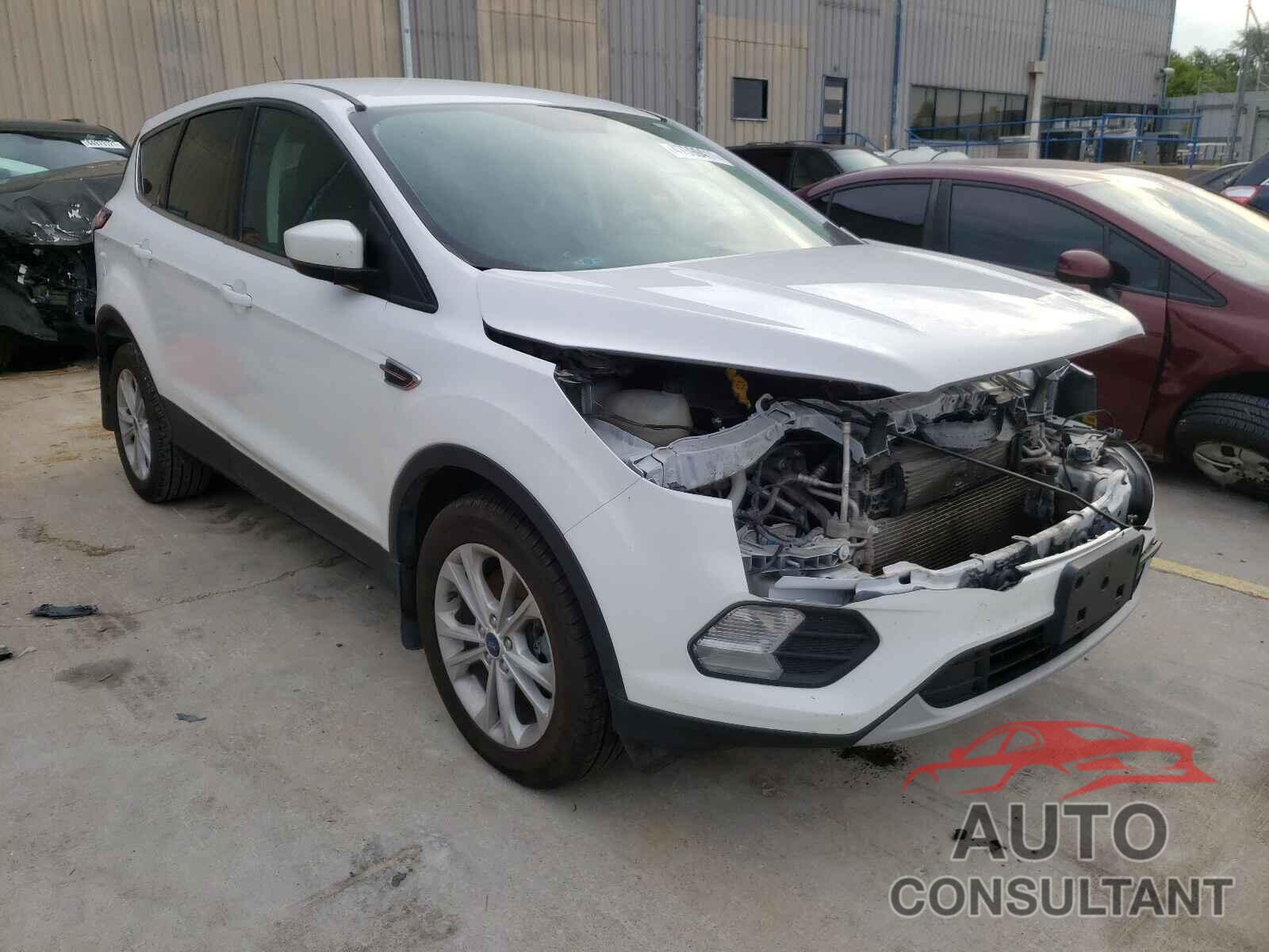FORD ESCAPE 2017 - 1FMCU9GD3HUE52118