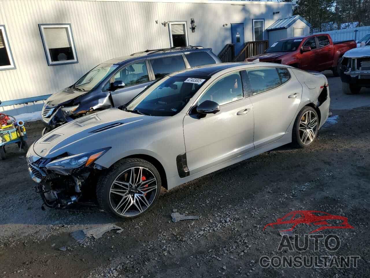 KIA STINGER 2023 - KNAE55LC5P6135750