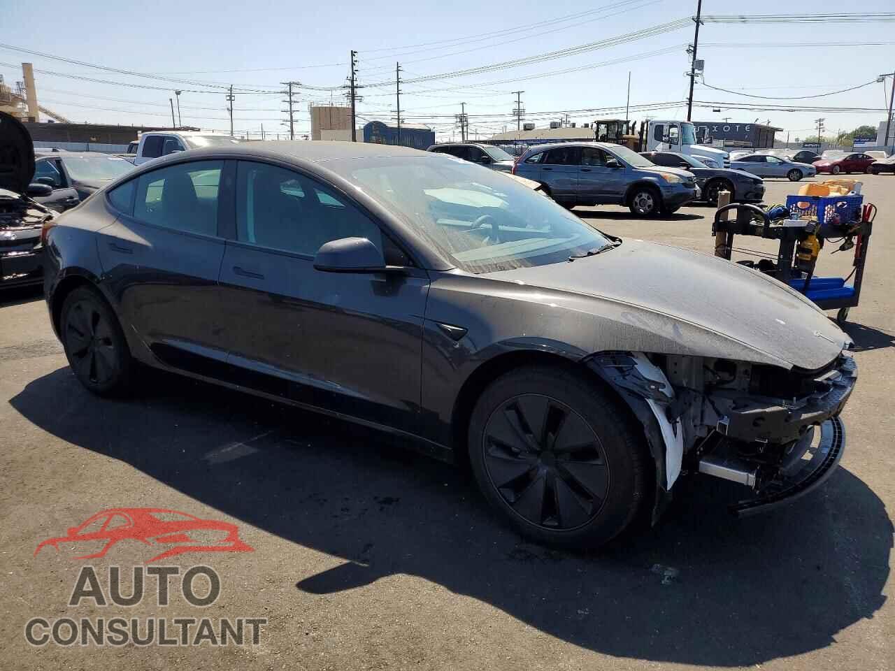 TESLA MODEL 3 2025 - 5YJ3E1EA2SF080976