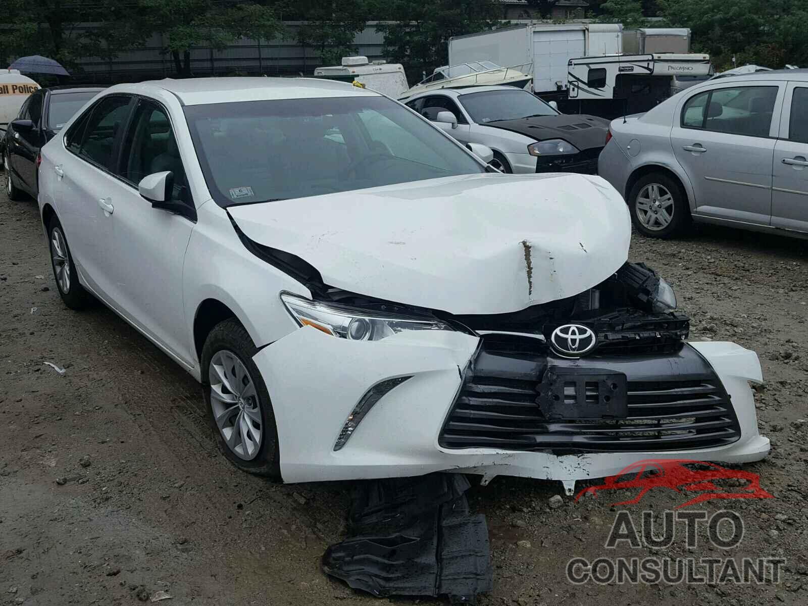 TOYOTA CAMRY 2016 - 4T4BF1FK5GR581568