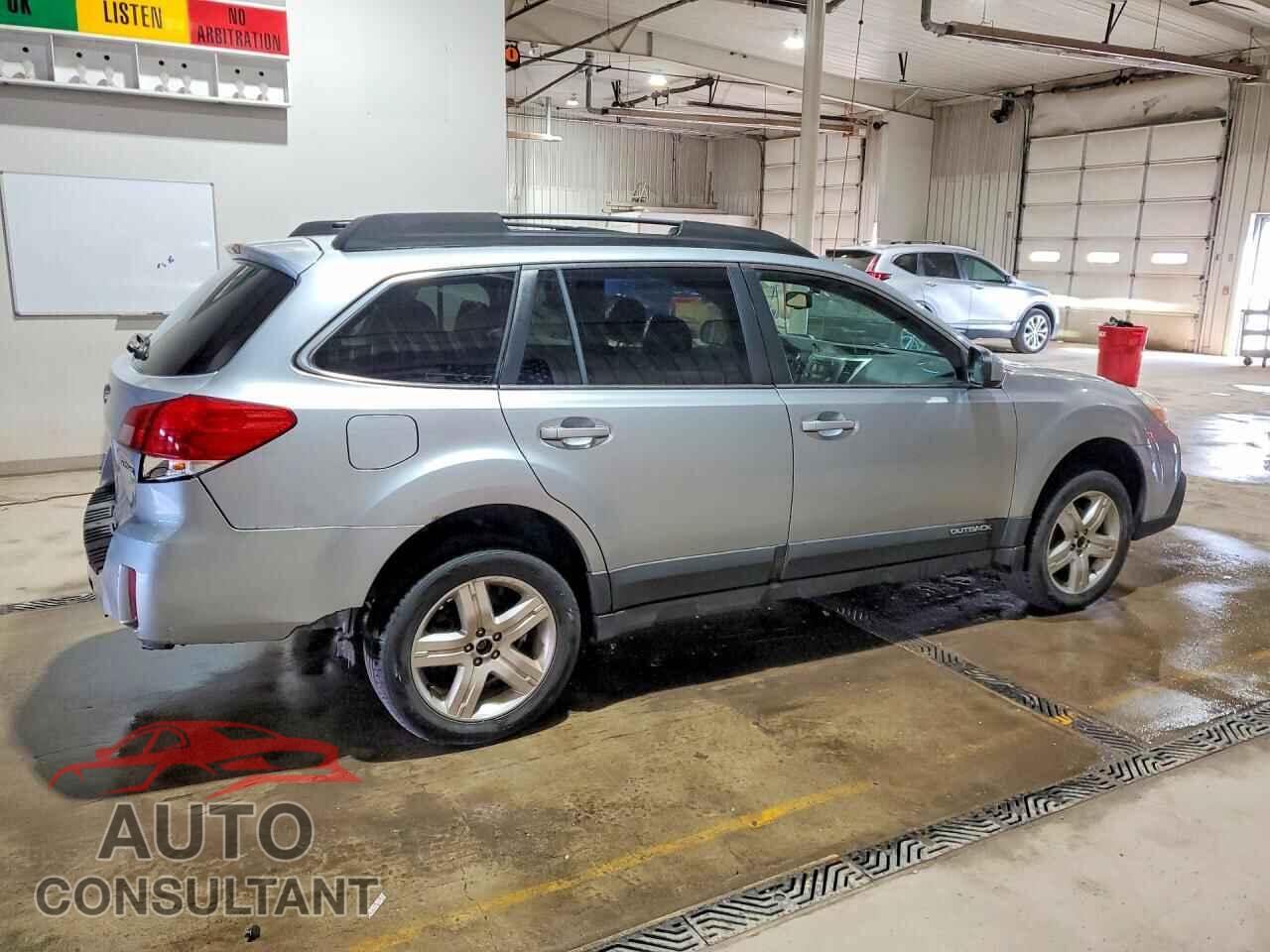 SUBARU OUTBACK 2013 - 4S4BRBCC4D1292859