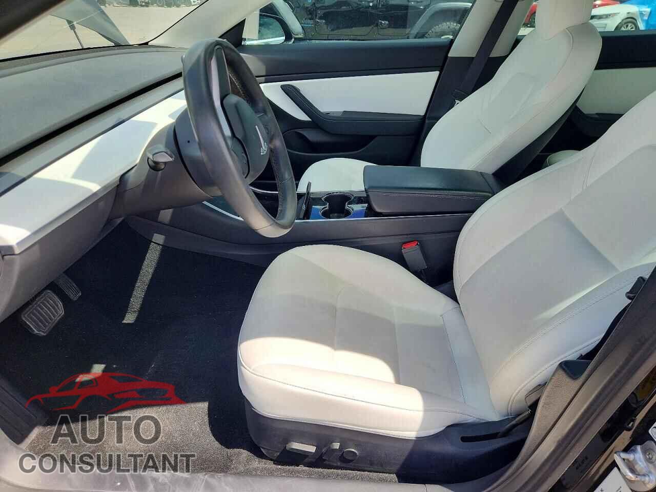 TESLA MODEL 3 2019 - 5YJ3E1EAXKF486276
