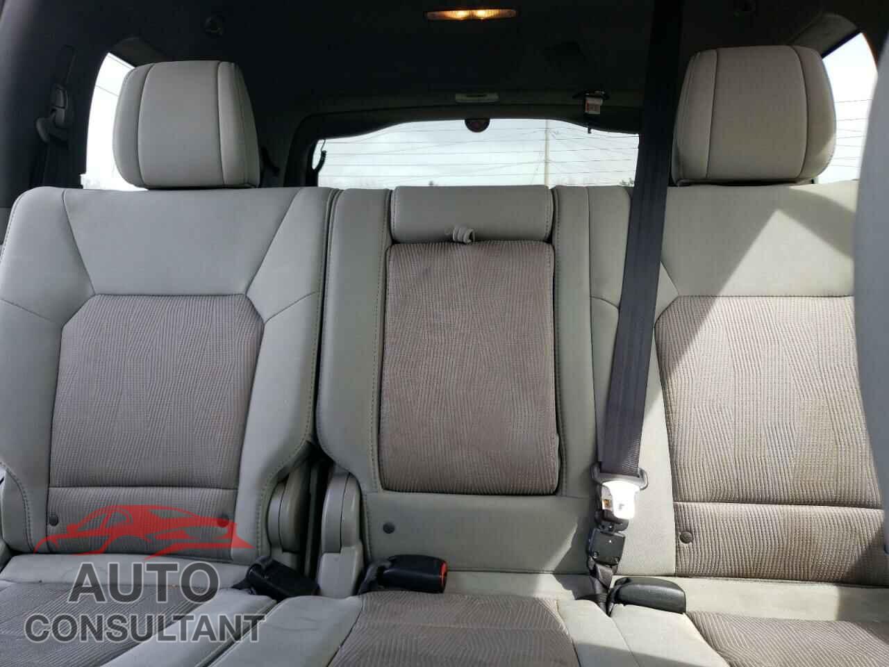 HONDA PILOT 2015 - 5FNYF4H35FB067971