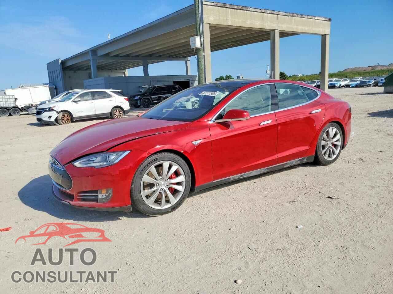 TESLA MODEL S 2015 - 5YJSA1H49FF084378