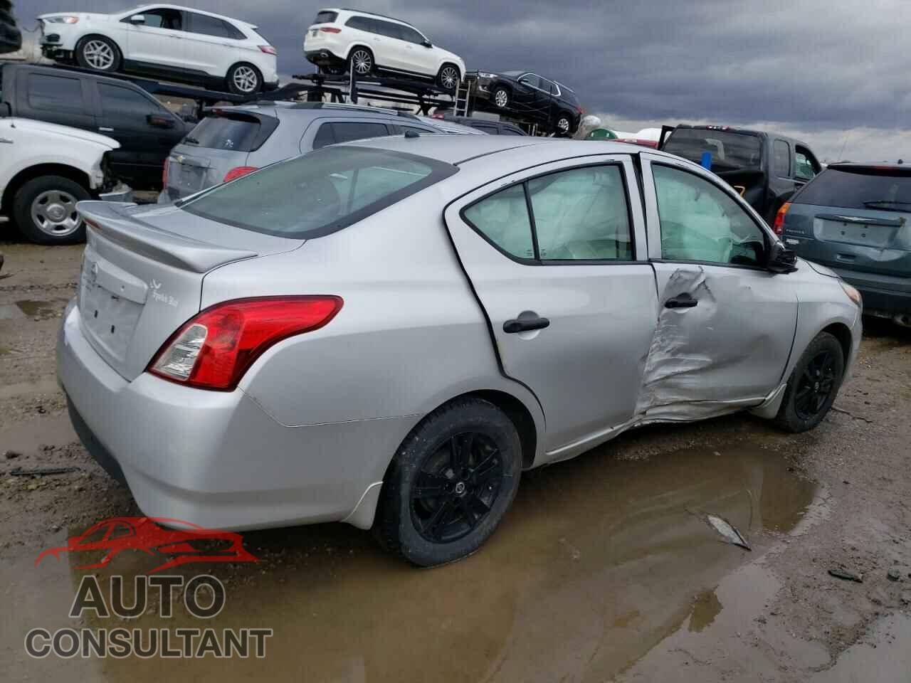 NISSAN VERSA 2019 - 3N1CN7AP3KL834422