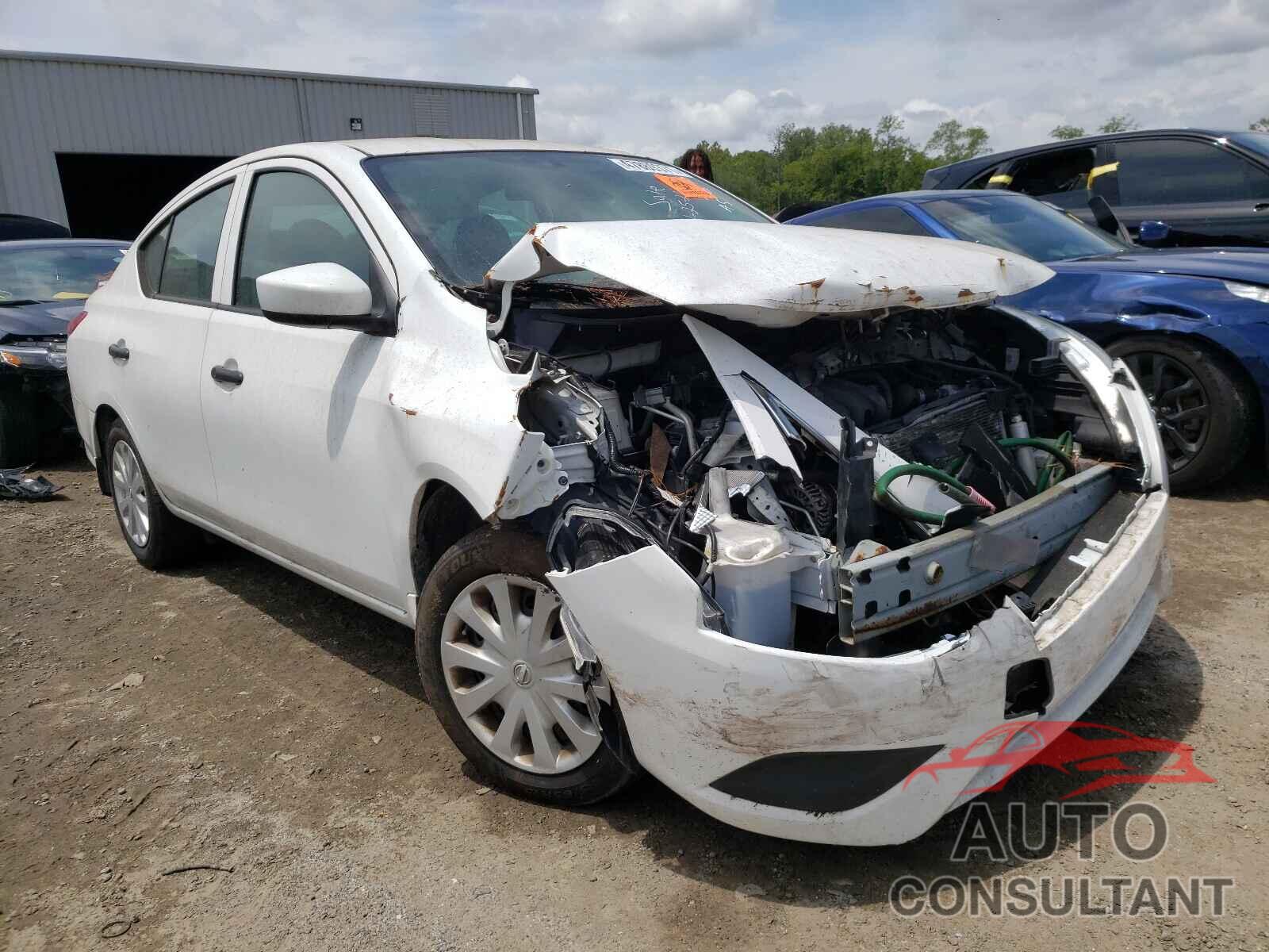 NISSAN VERSA 2016 - 3N1CN7APXGL817740