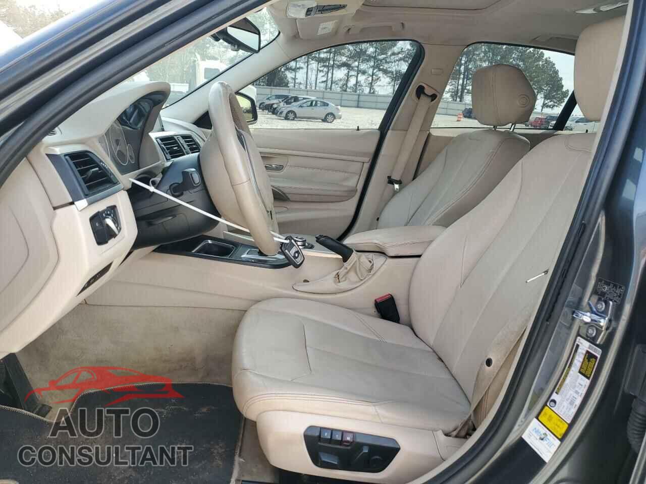 BMW 3 SERIES 2012 - WBA3A5G5XCNP17521