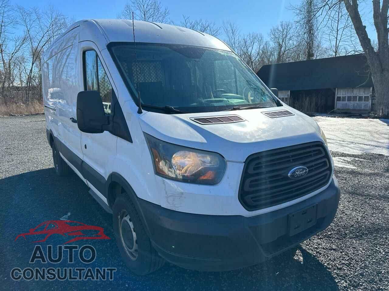 FORD TRANSIT 2015 - 1FTYR2CM4FKA37827