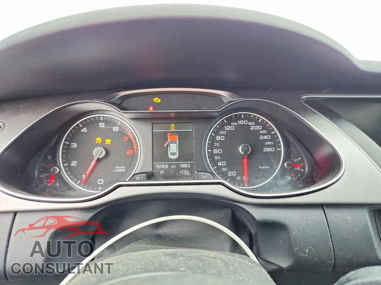 AUDI A4 2013 - WAUFFCFL6DN006595