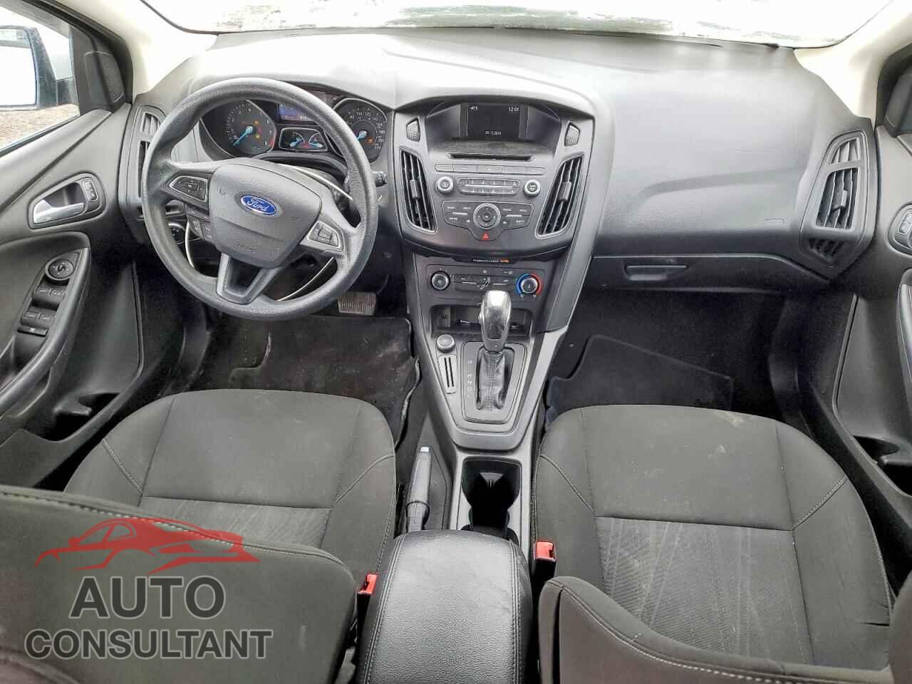 FORD FOCUS 2016 - 1FADP3K25GL400227