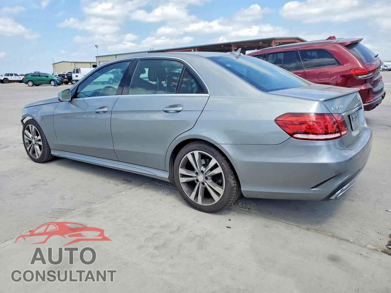 MERCEDES-BENZ E-CLASS 2014 - WDDHF5KBXEA889409