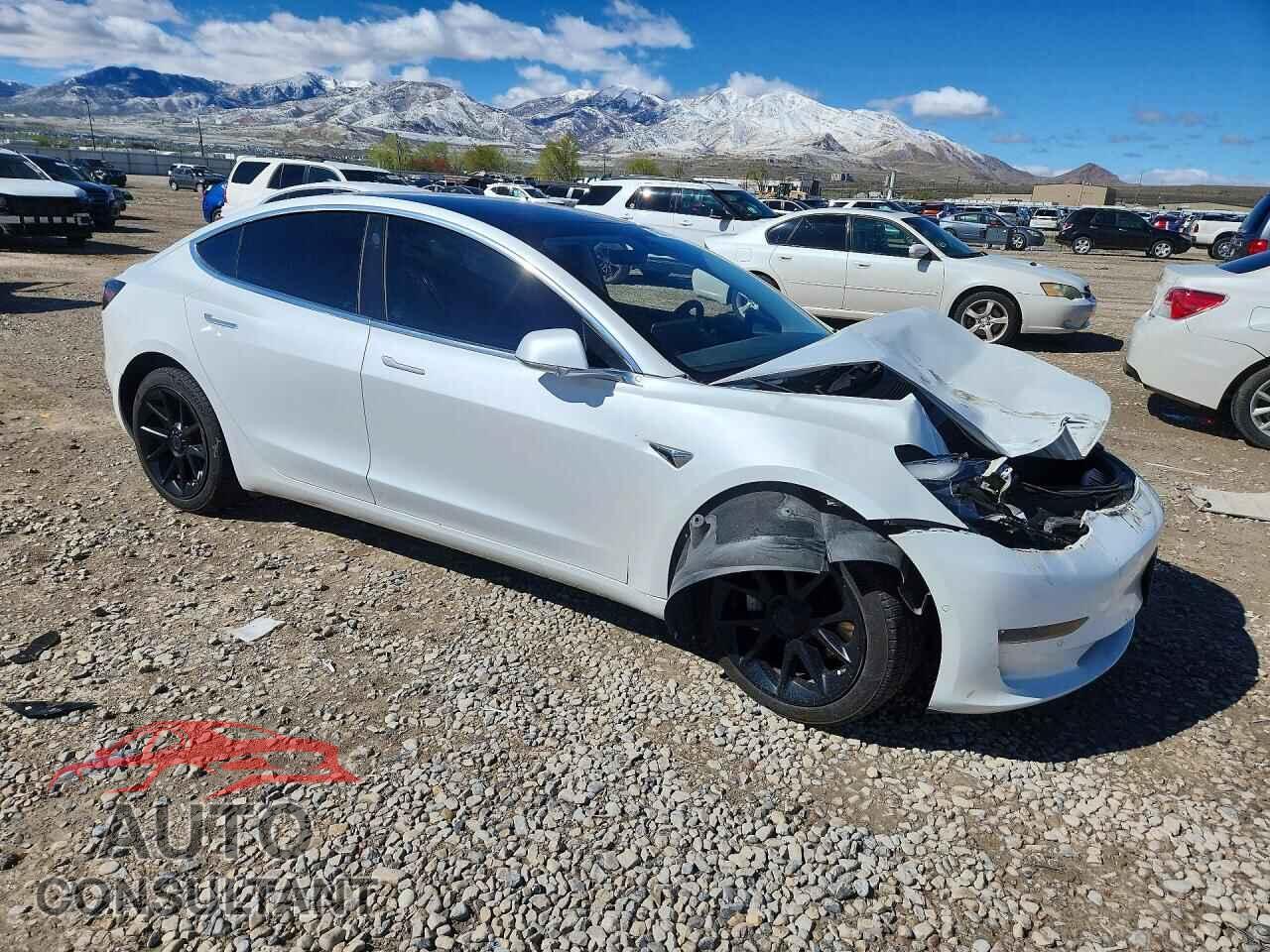 TESLA MODEL 3 2019 - 5YJ3E1EB1KF511168