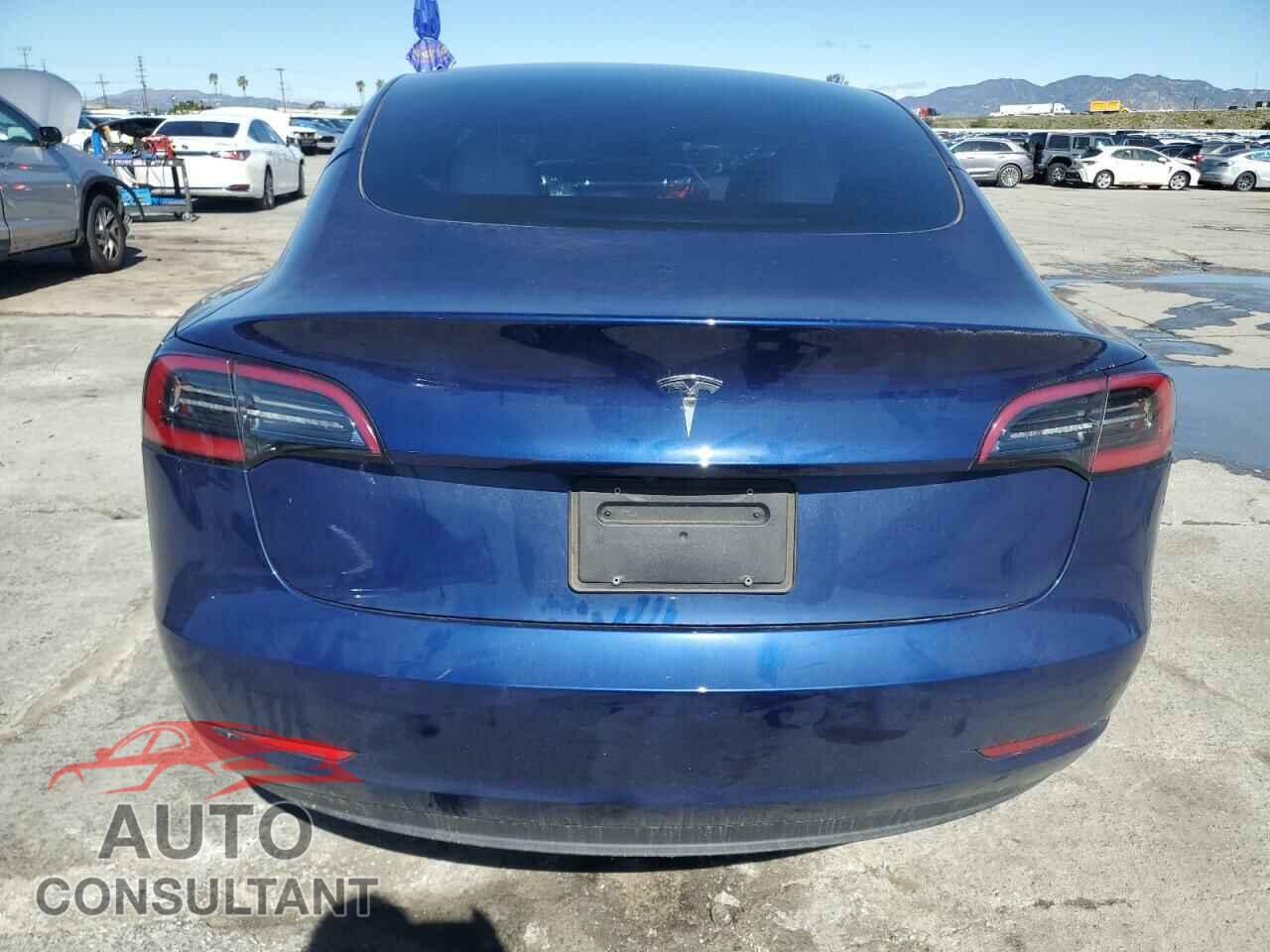 TESLA MODEL 3 2023 - 5YJ3E1EA3PF552397