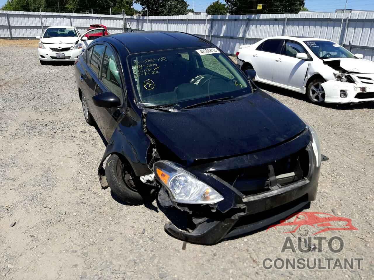 NISSAN VERSA 2018 - 3N1CN7AP7JL884951