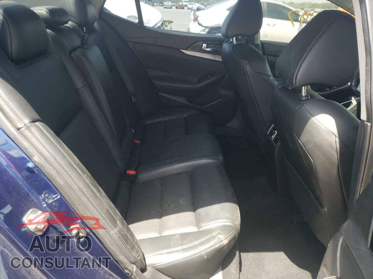 NISSAN MAXIMA 2017 - 1N4AA6AP7HC385752