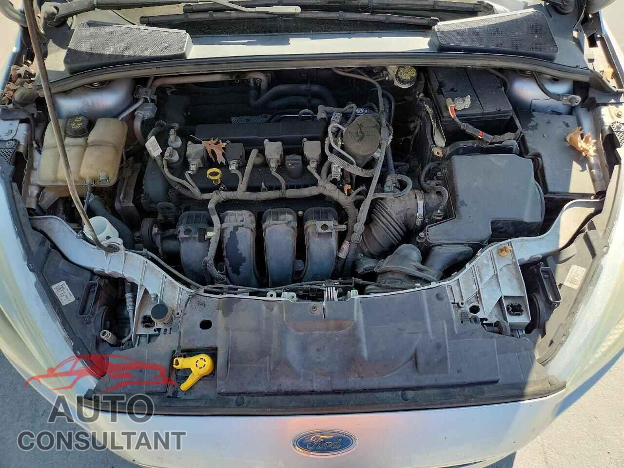 FORD FOCUS 2015 - 1FADP3K24FL307357