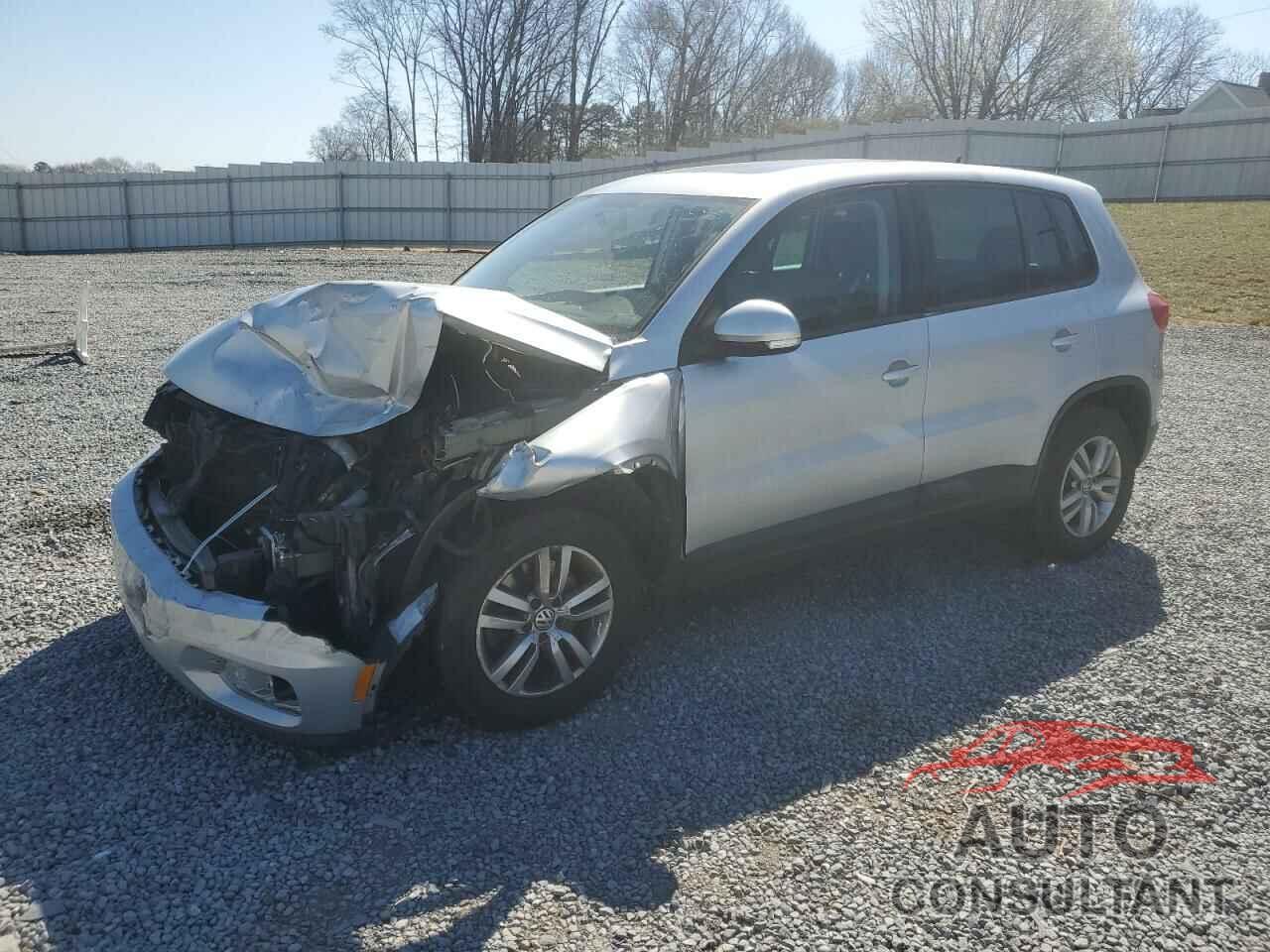 VOLKSWAGEN TIGUAN 2013 - WVGAV3AX8DW589932