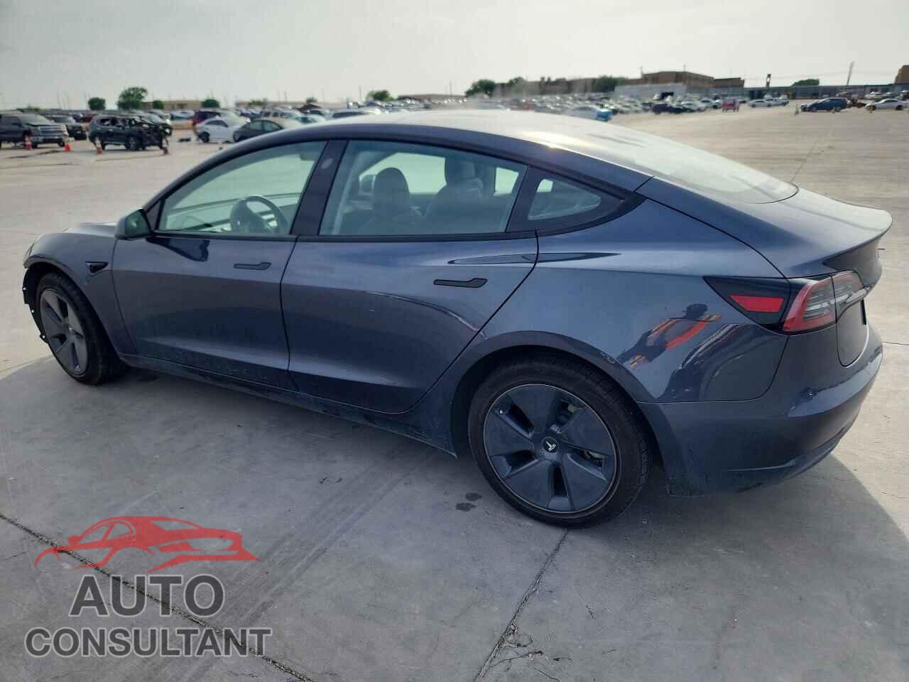 TESLA MODEL 3 2023 - 5YJ3E1EA0PF645670
