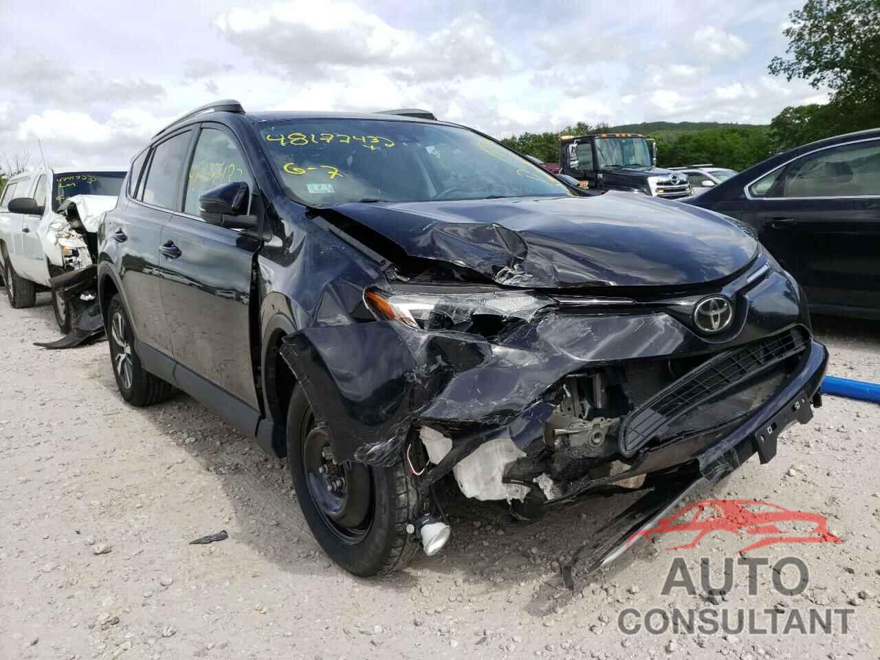 TOYOTA RAV4 2018 - 2T3RFREV4JW753204