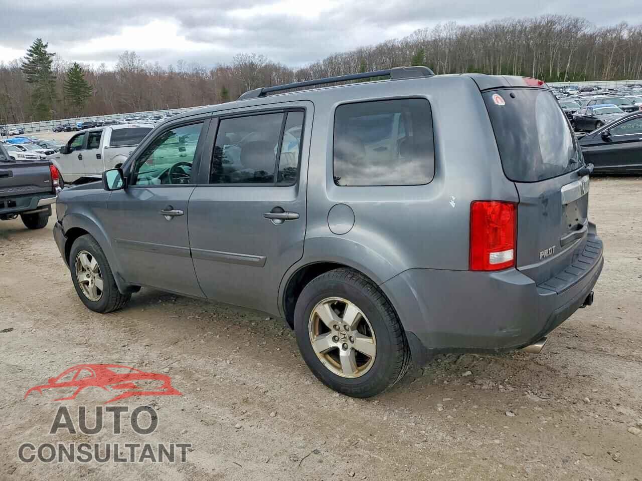 HONDA PILOT 2011 - 5FNYF4H40BB089749