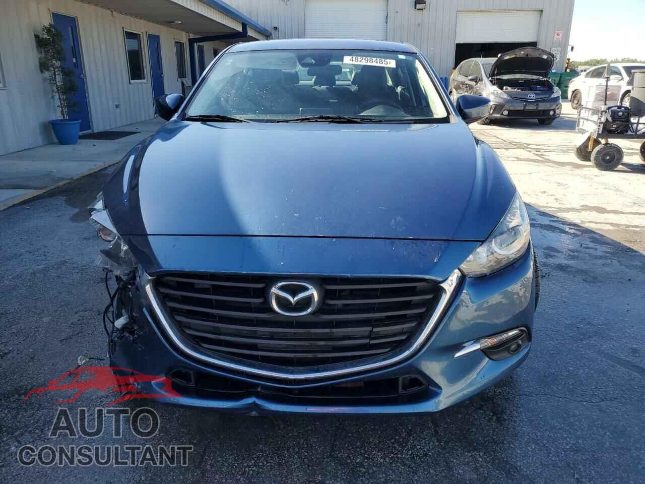 MAZDA 3 2018 - 3MZBN1V32JM161769