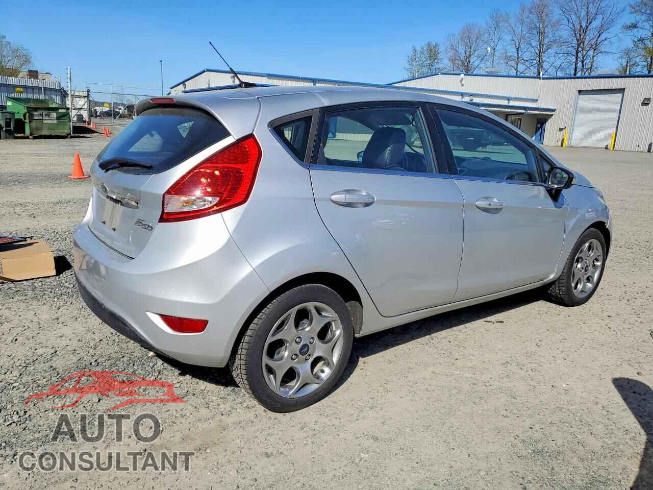FORD FIESTA 2011 - 3FADP4FJ8BM181133