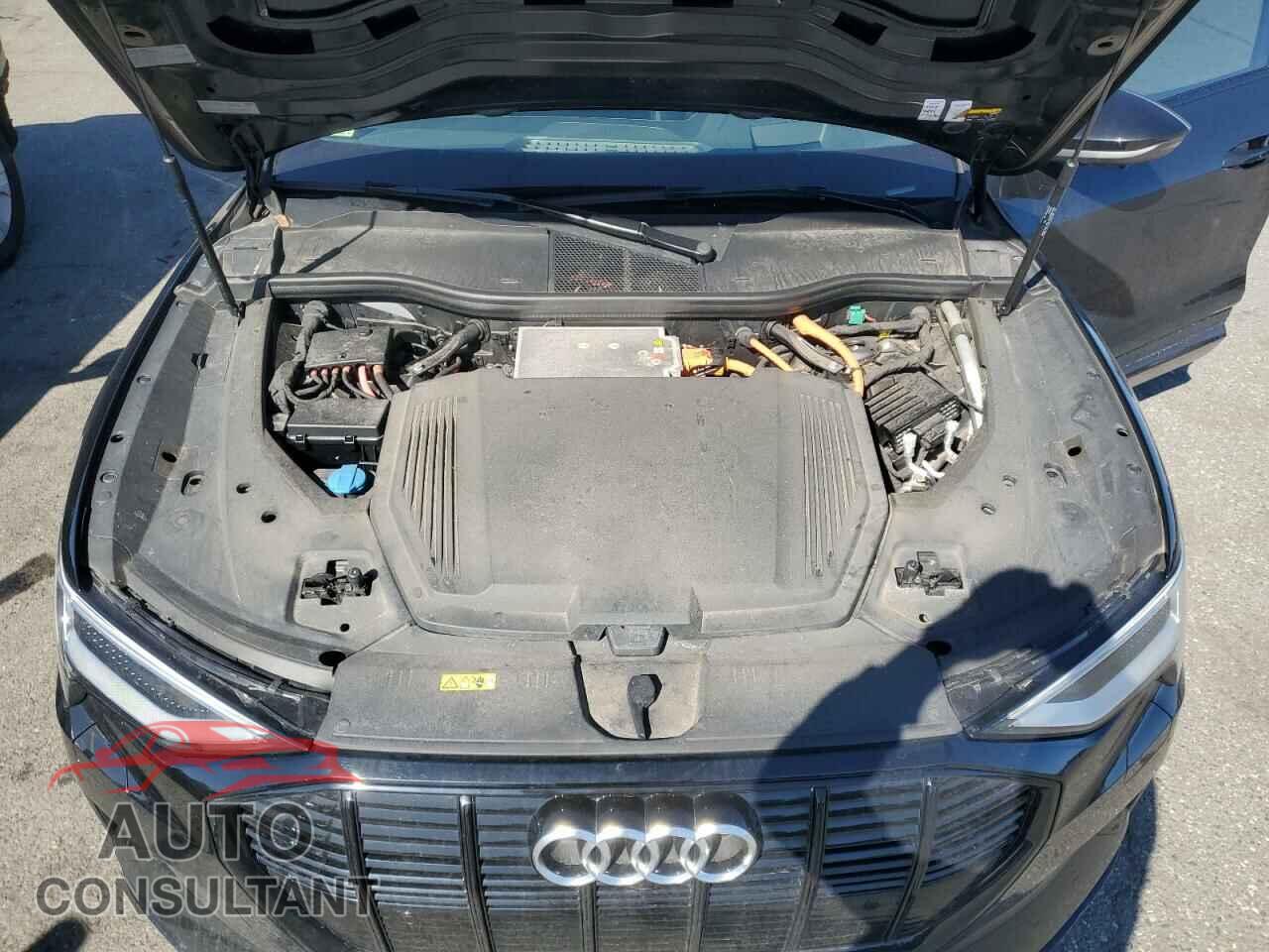 AUDI E-TRON 2021 - WA1VAAGE3MB020015