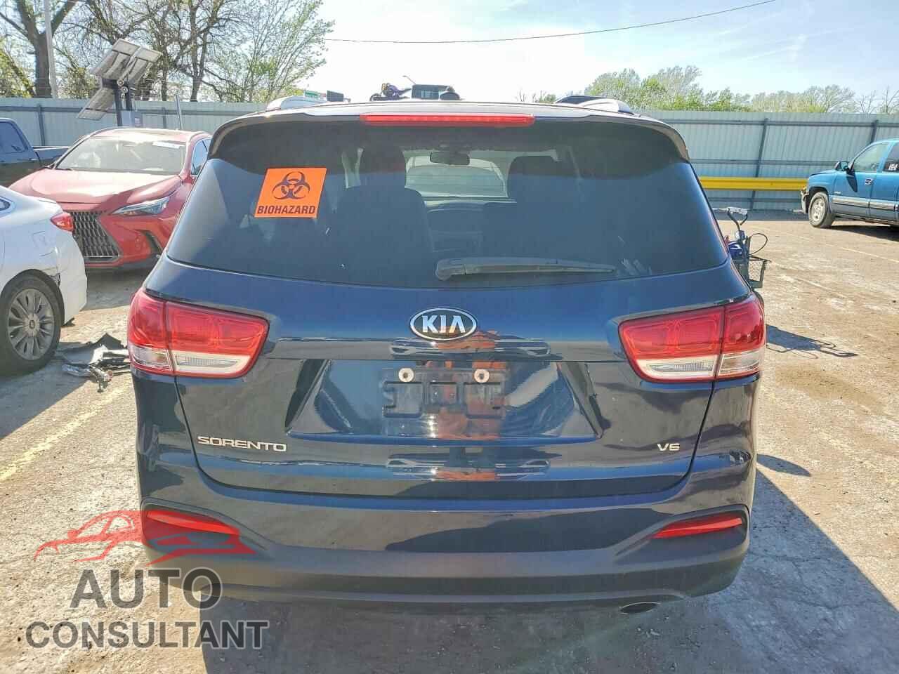 KIA SORENTO 2017 - 5XYPGDA50HG319528