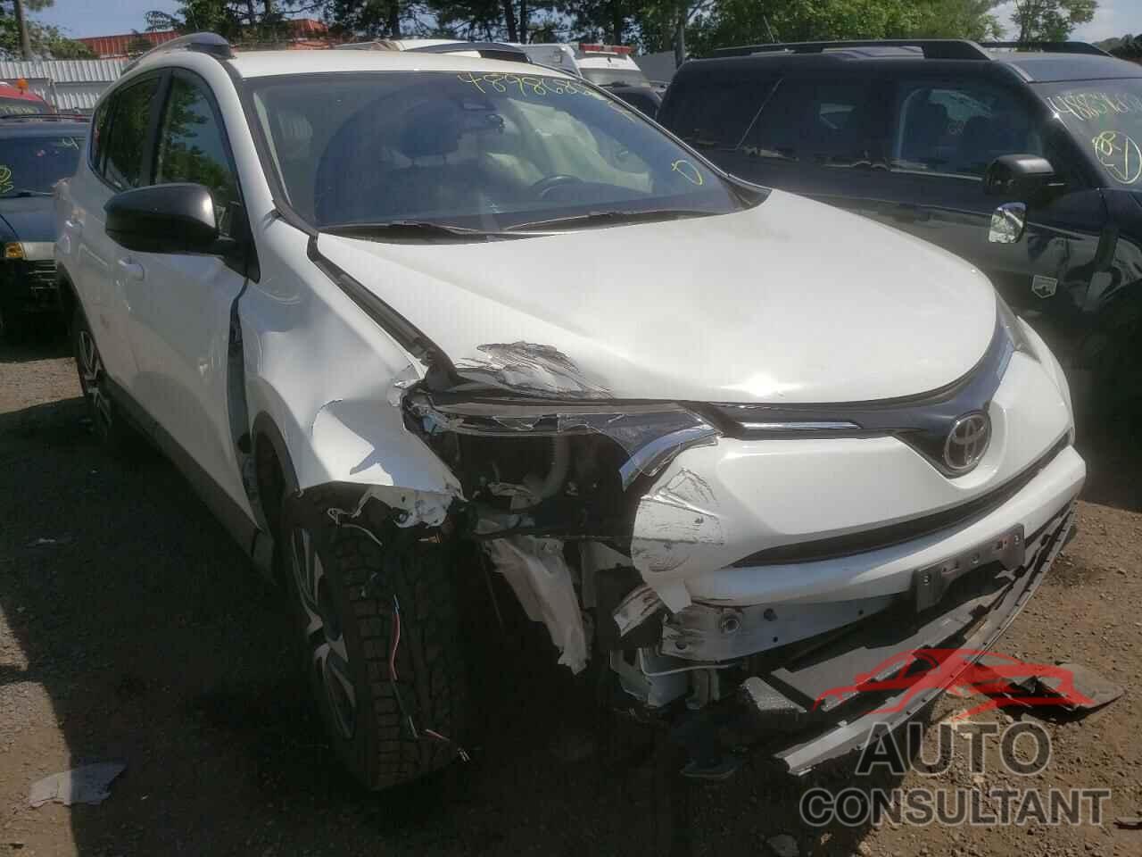 TOYOTA RAV4 2017 - JTMBFREV6HJ702233