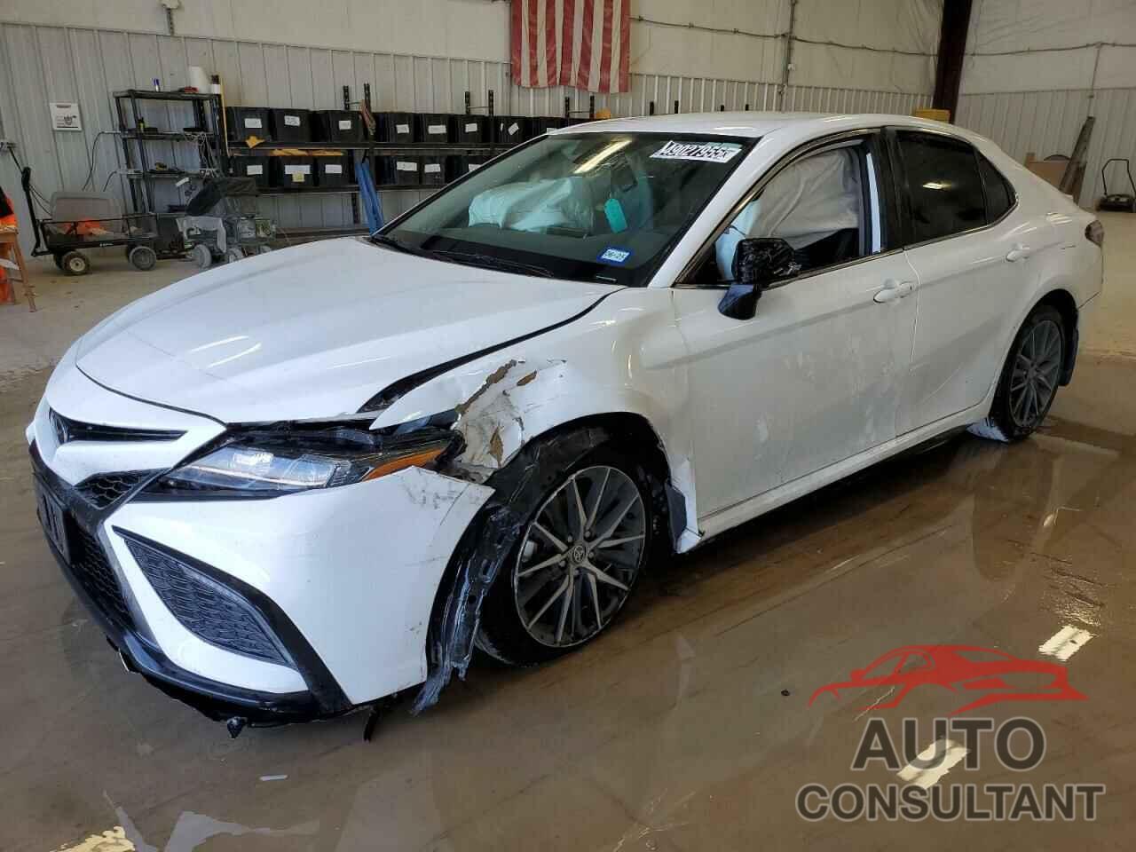 TOYOTA CAMRY 2023 - 4T1G11AK9PU824417