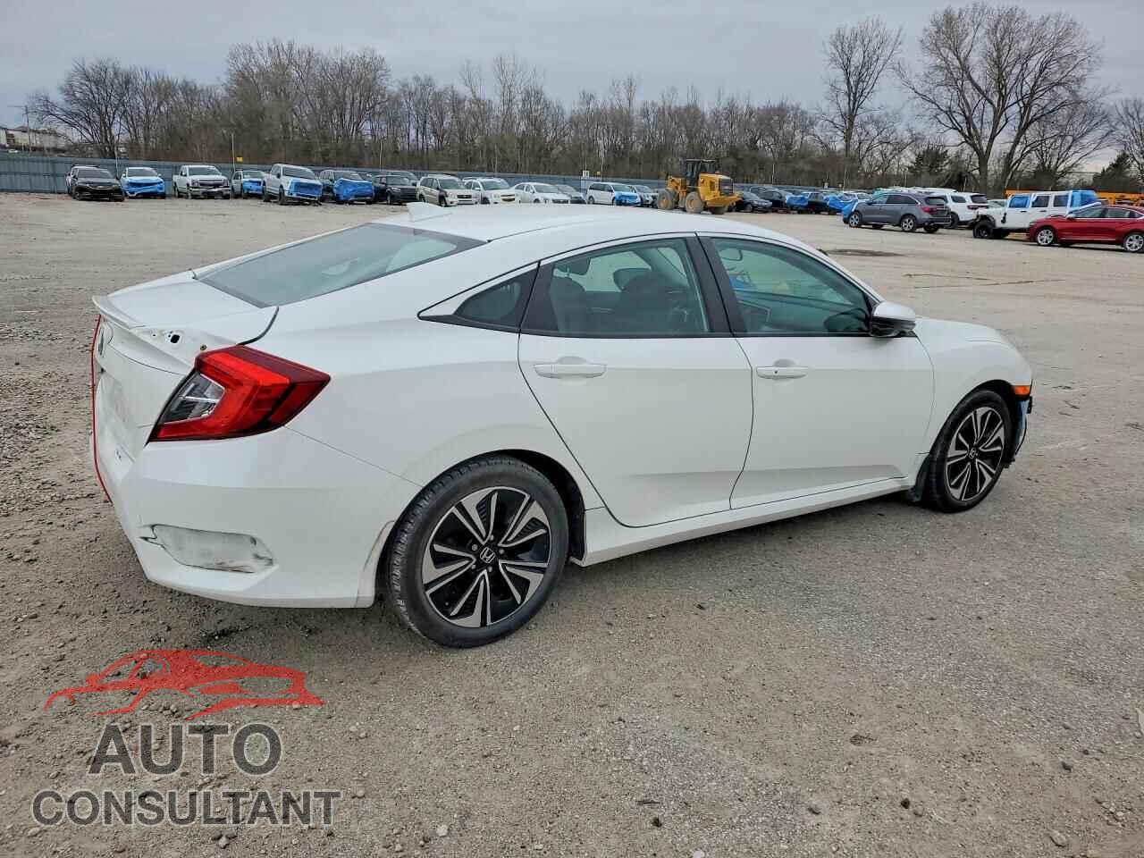 HONDA CIVIC 2017 - 19XFC1E32HE031845