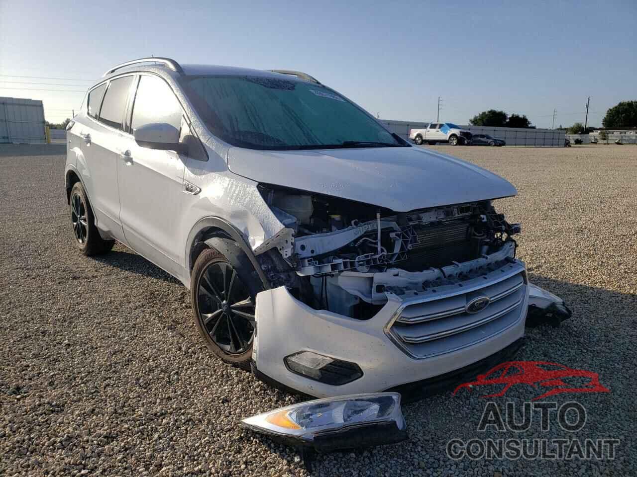 FORD ESCAPE 2018 - 1FMCU0GDXJUD34259