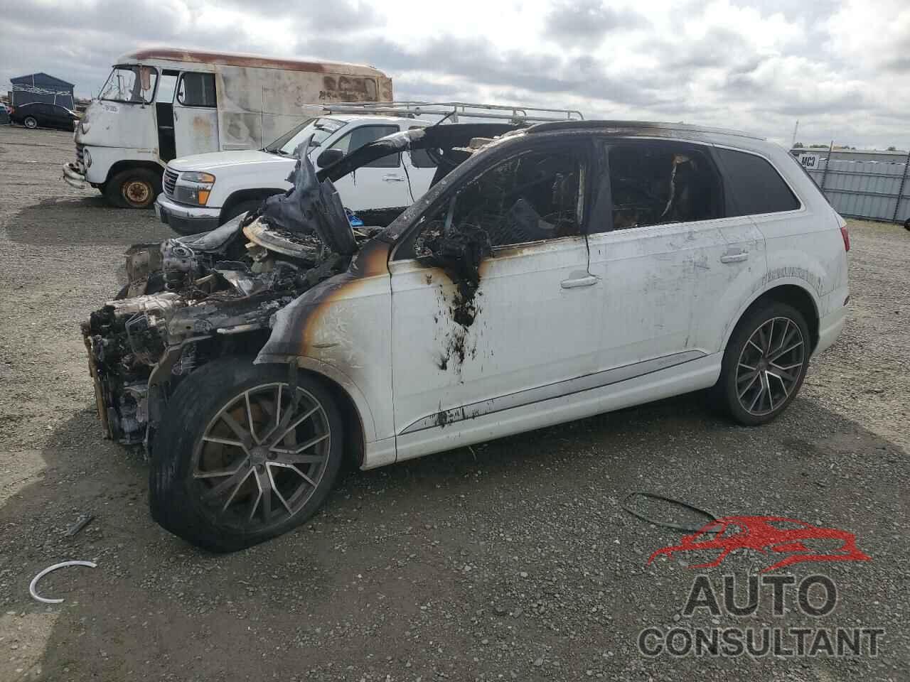 AUDI Q7 2017 - WA1LAAF75HD053439