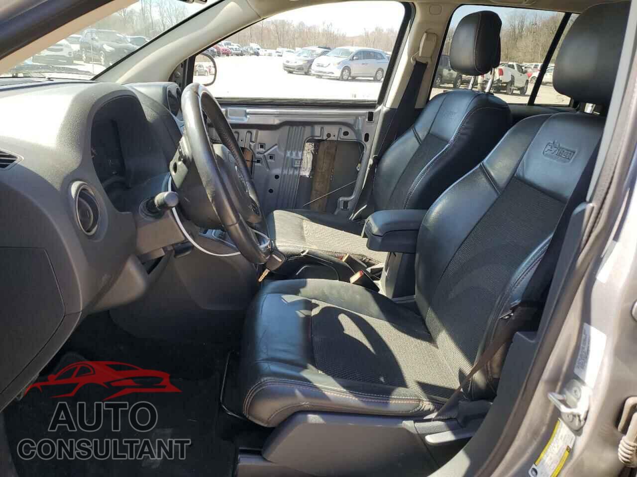 JEEP COMPASS 2017 - 1C4NJCBB2HD103041