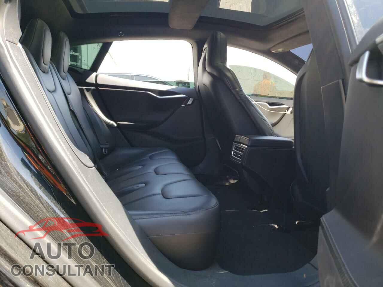 TESLA MODEL S 2016 - 5YJSA1E22GF153786