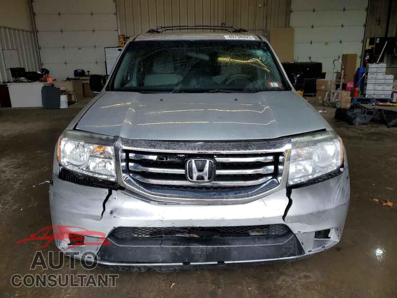 HONDA PILOT 2014 - 5FNYF4H23EB011629