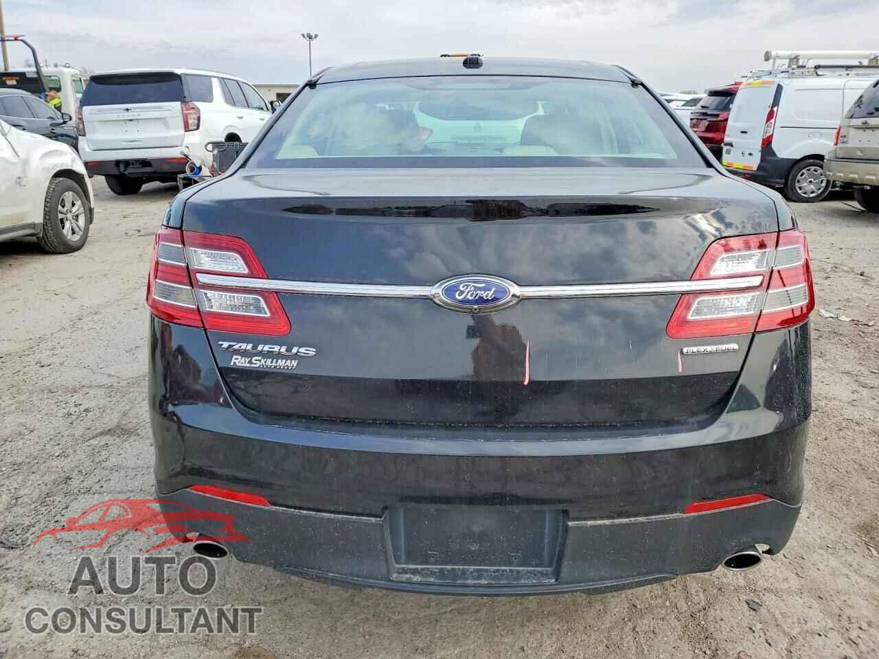 FORD TAURUS 2015 - 1FAHP2D86FG110647