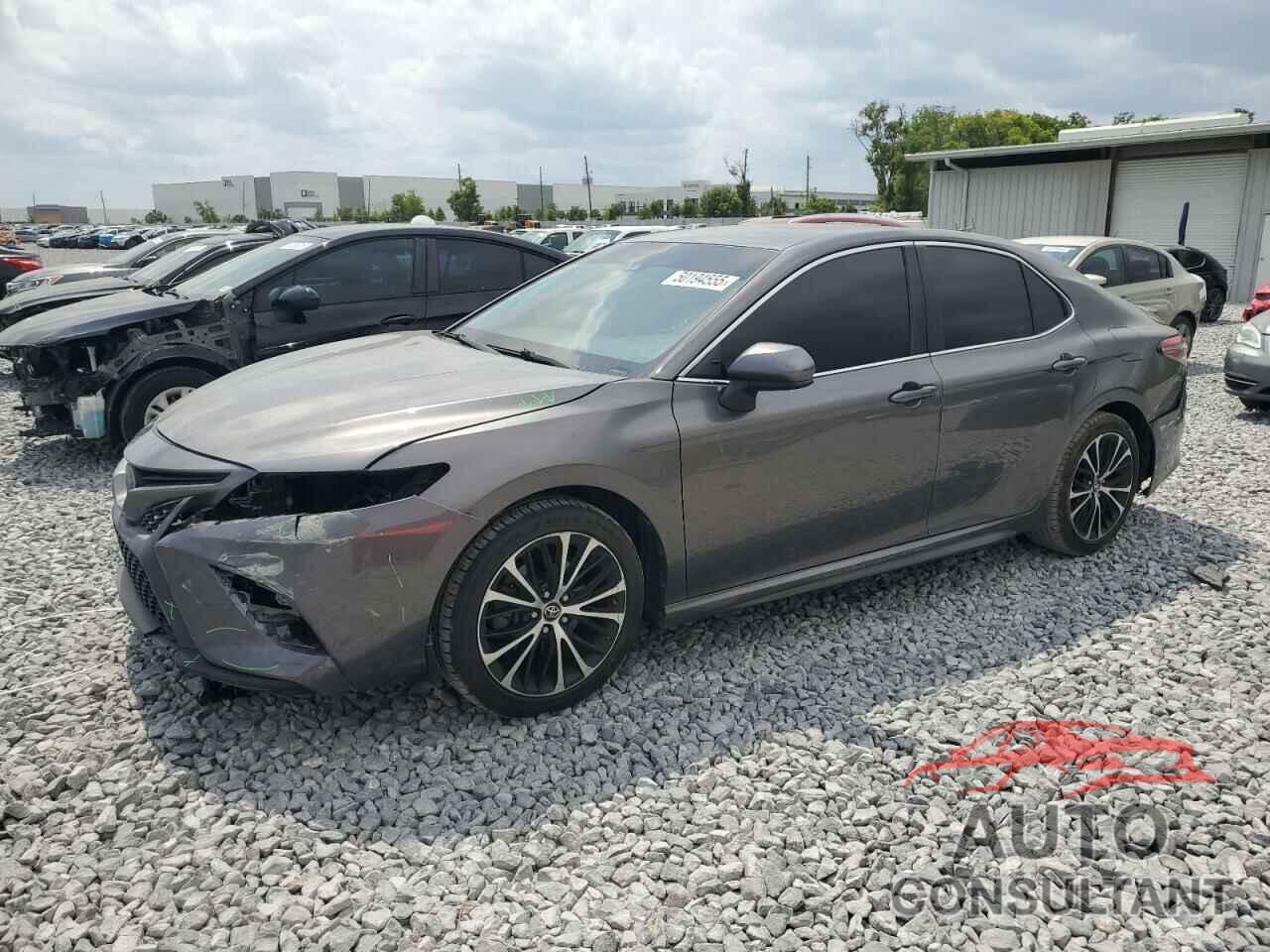 TOYOTA CAMRY 2018 - 4T1B11HK9JU528420