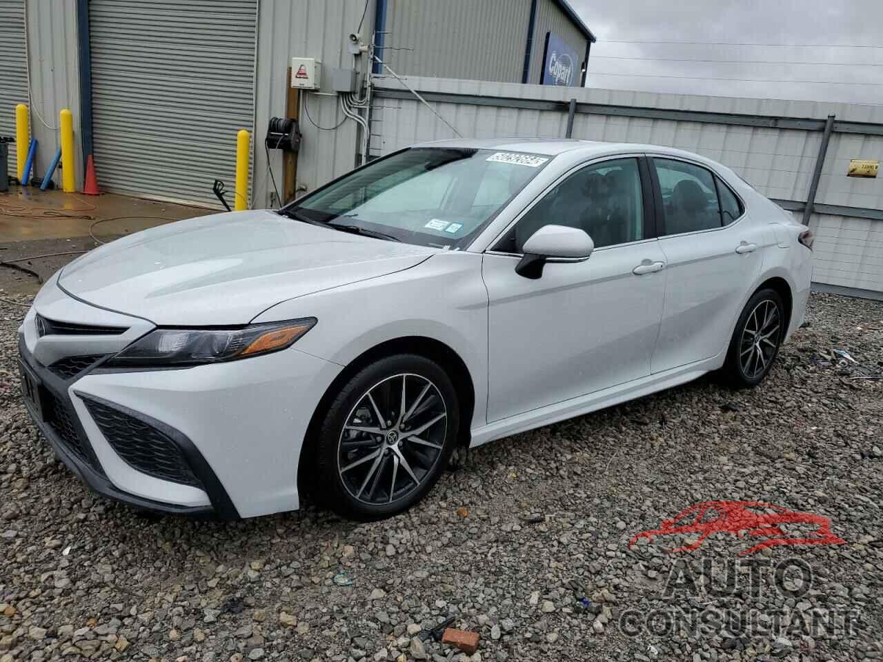 TOYOTA CAMRY 2024 - 4T1G11AK7RU224983