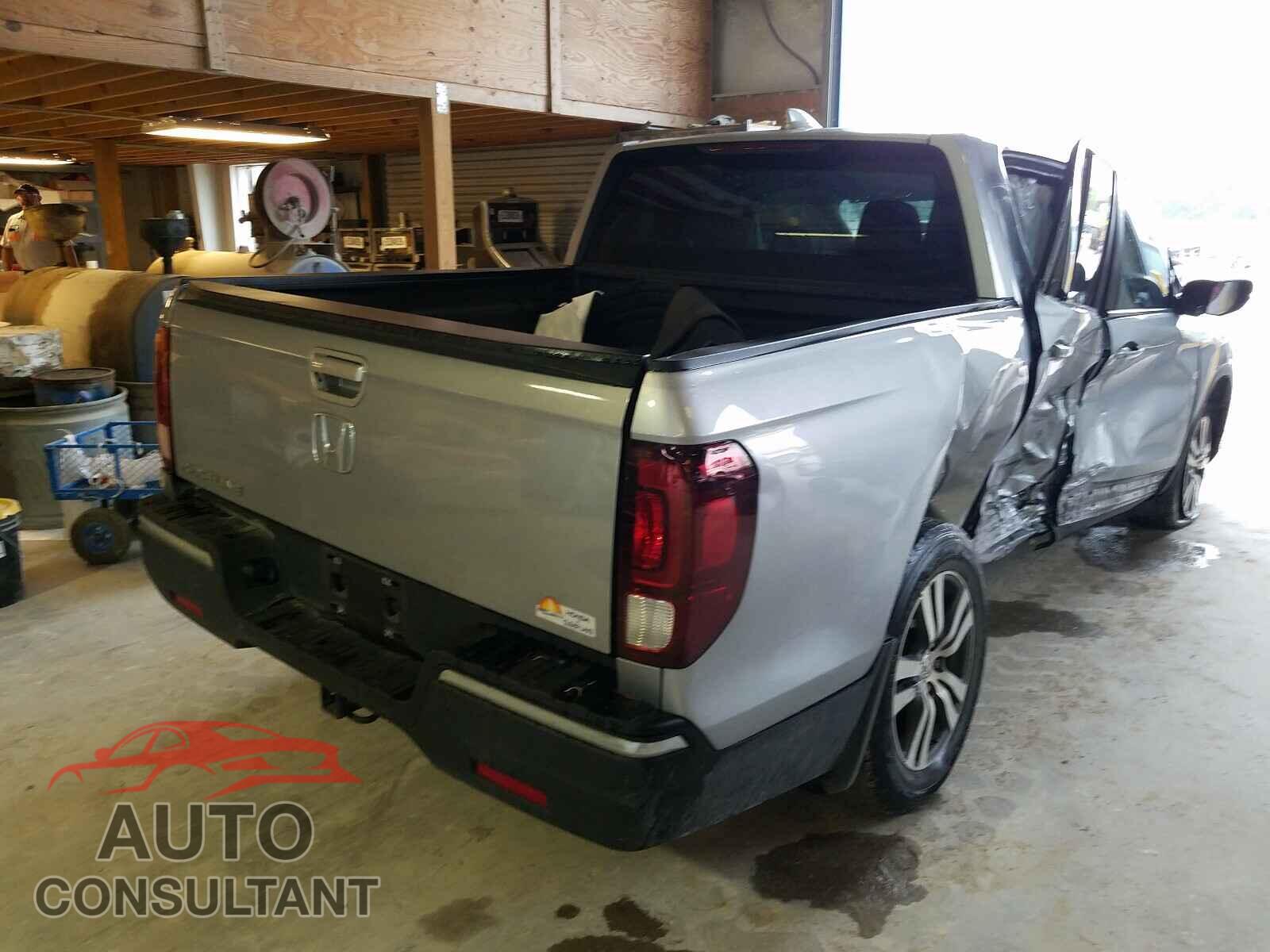 HONDA RIDGELINE 2017 - 5FPYK2F46HB010782