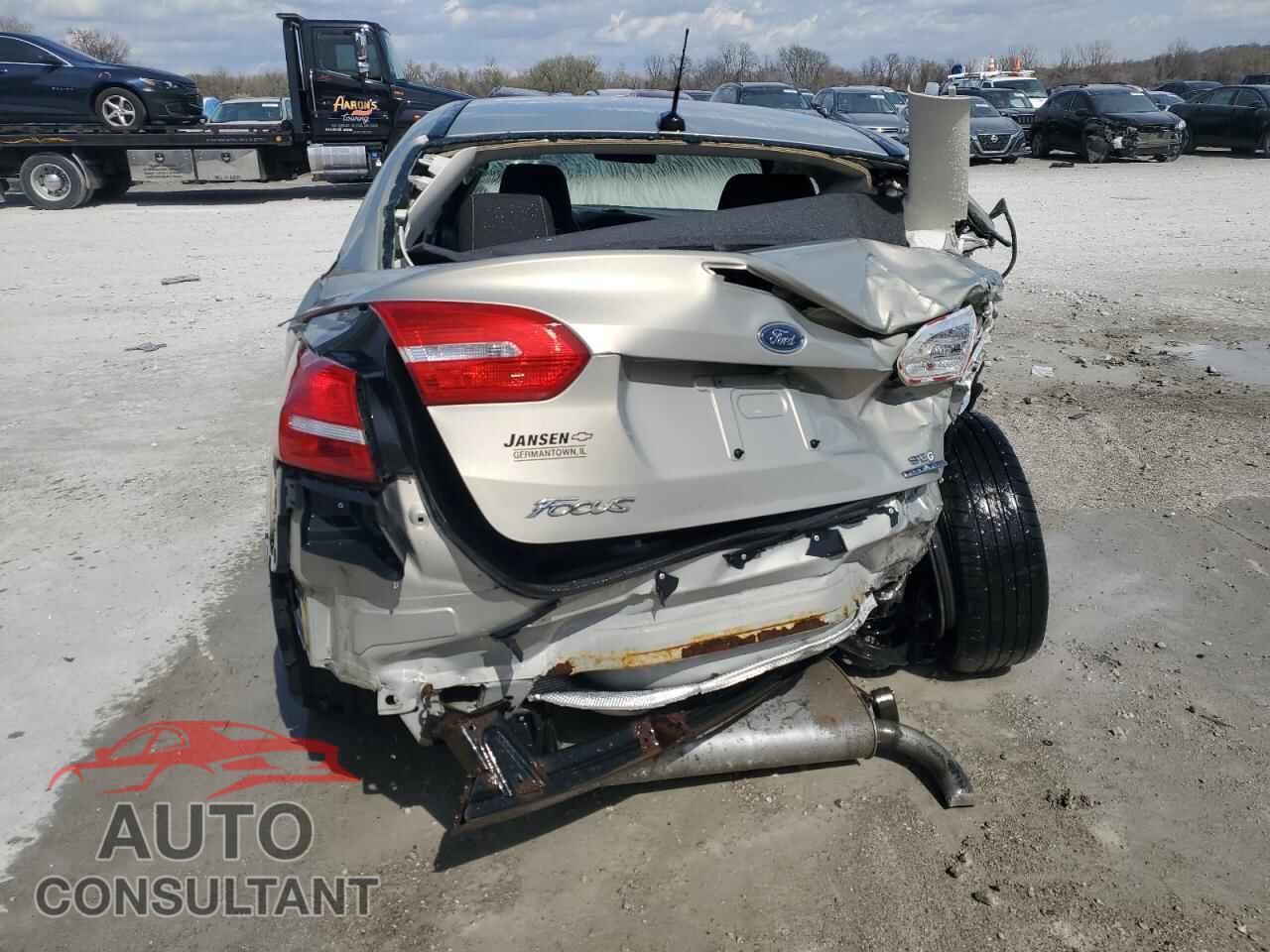 FORD FOCUS 2016 - 1FADP3F28GL318843
