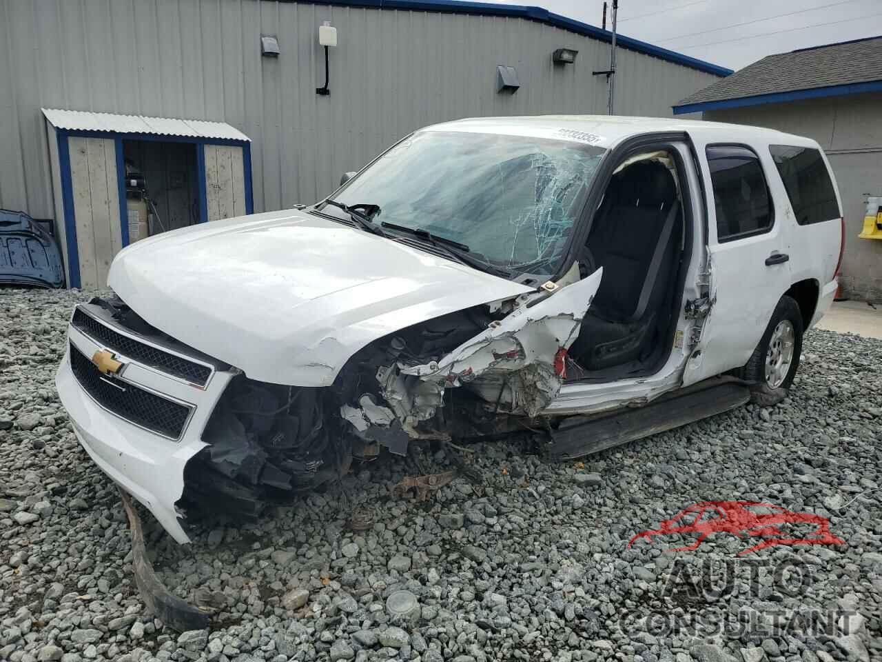CHEVROLET TAHOE 2013 - 1GNSK2E00DR124348