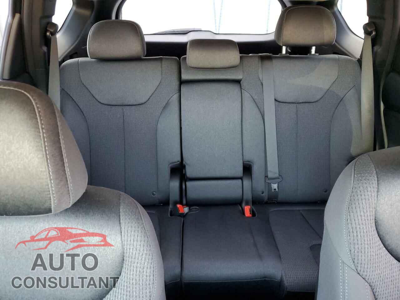 HYUNDAI SANTA FE 2023 - 5NMS14AJ7PH556613