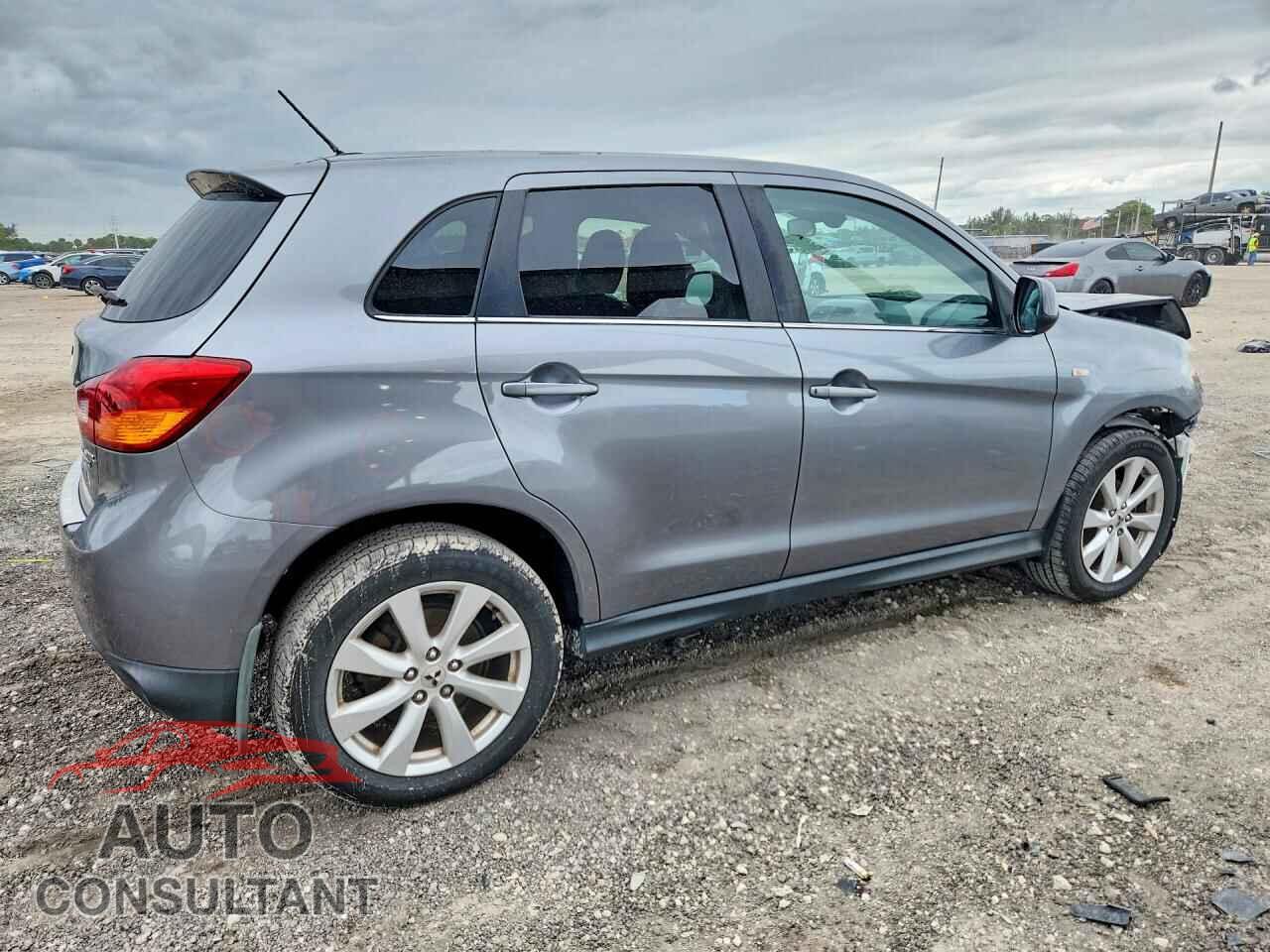 MITSUBISHI OUTLANDER 2013 - 4A4AP4AUXDE001375