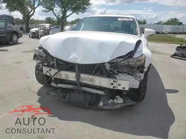 LEXUS IS 2014 - JTHBF1D21E5031629