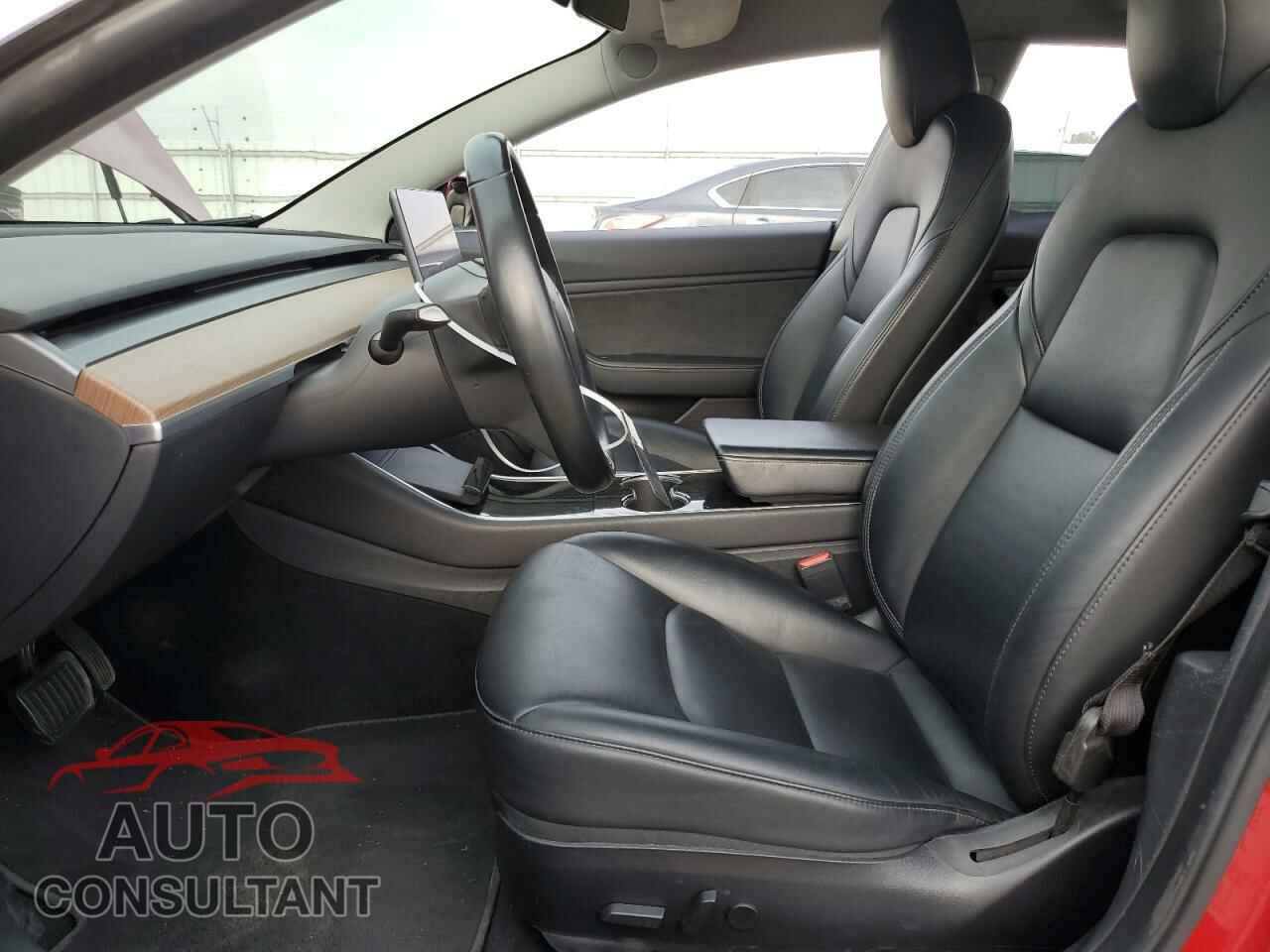 TESLA MODEL 3 2019 - 5YJ3E1EB8KF389389