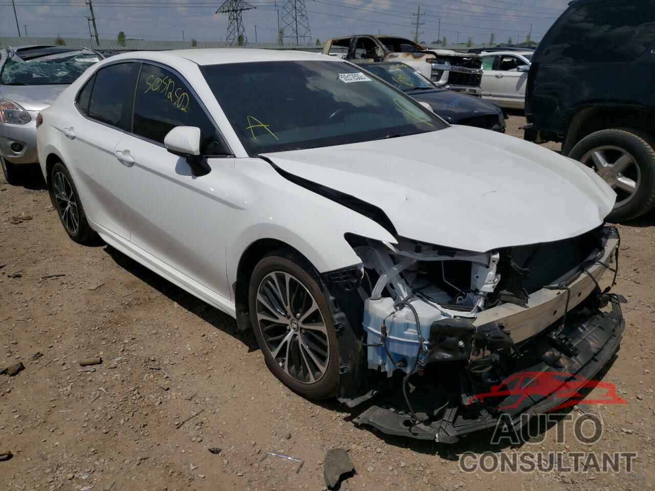 TOYOTA CAMRY 2018 - 4T1B11HK7JU116089