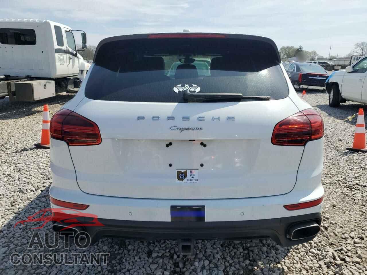PORSCHE CAYENNE 2015 - WP1AF2A20FLA42320
