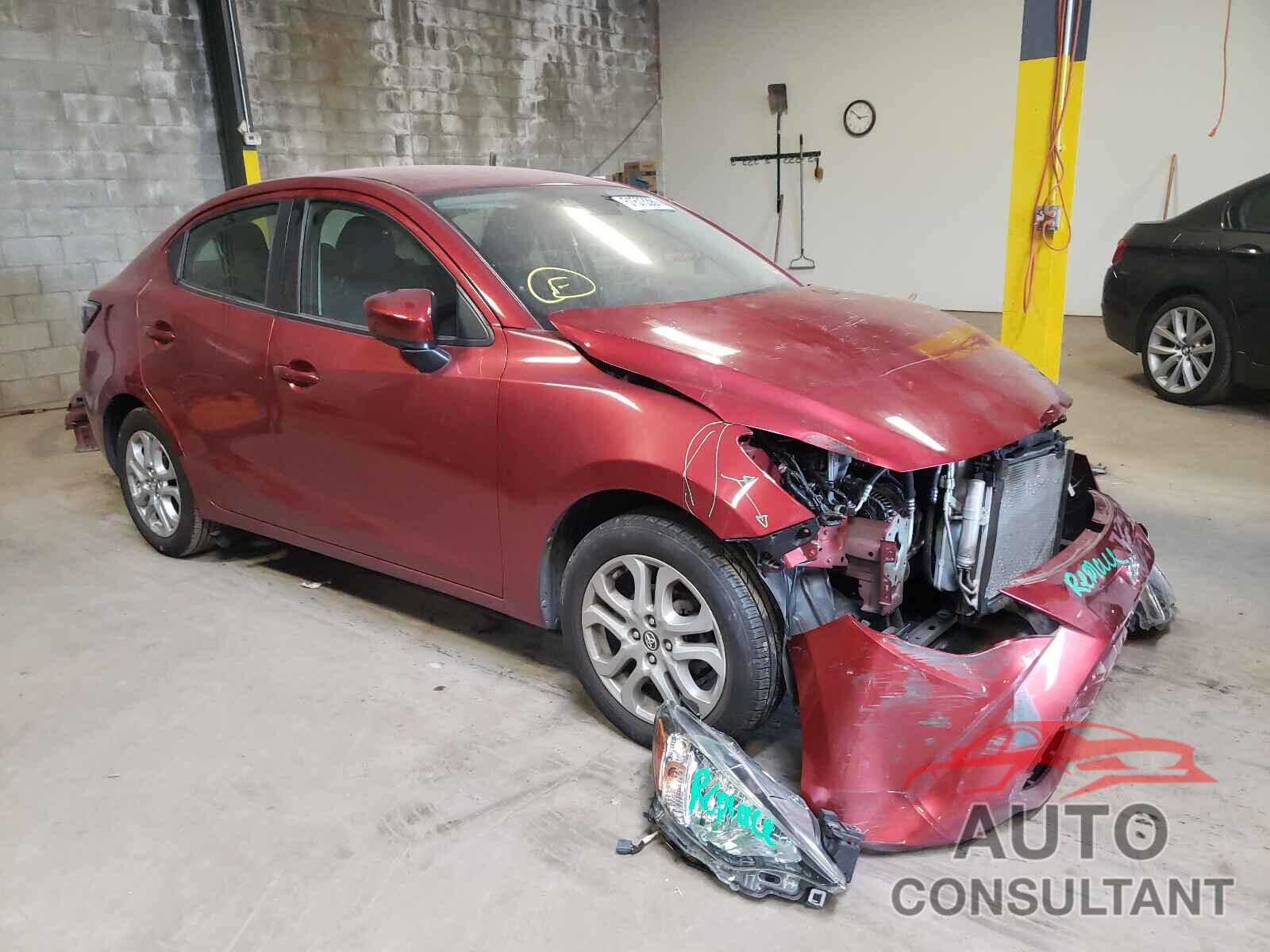 TOYOTA YARIS 2018 - 3MYDLBYV2JY322247