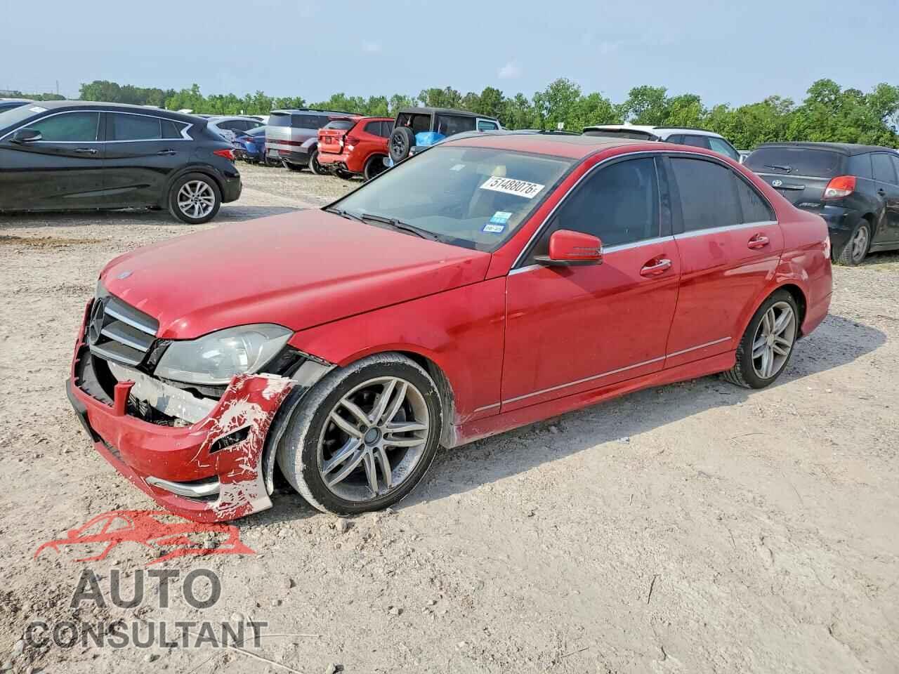 MERCEDES-BENZ C-CLASS 2014 - WDDGF4HBXEA938170